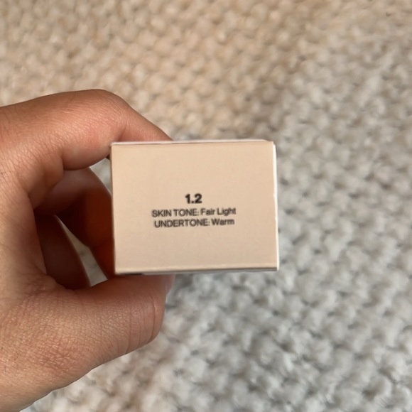 Smashbox full coverage foundation (1.2 Fair Light / Warm) - Picture 7 of 8